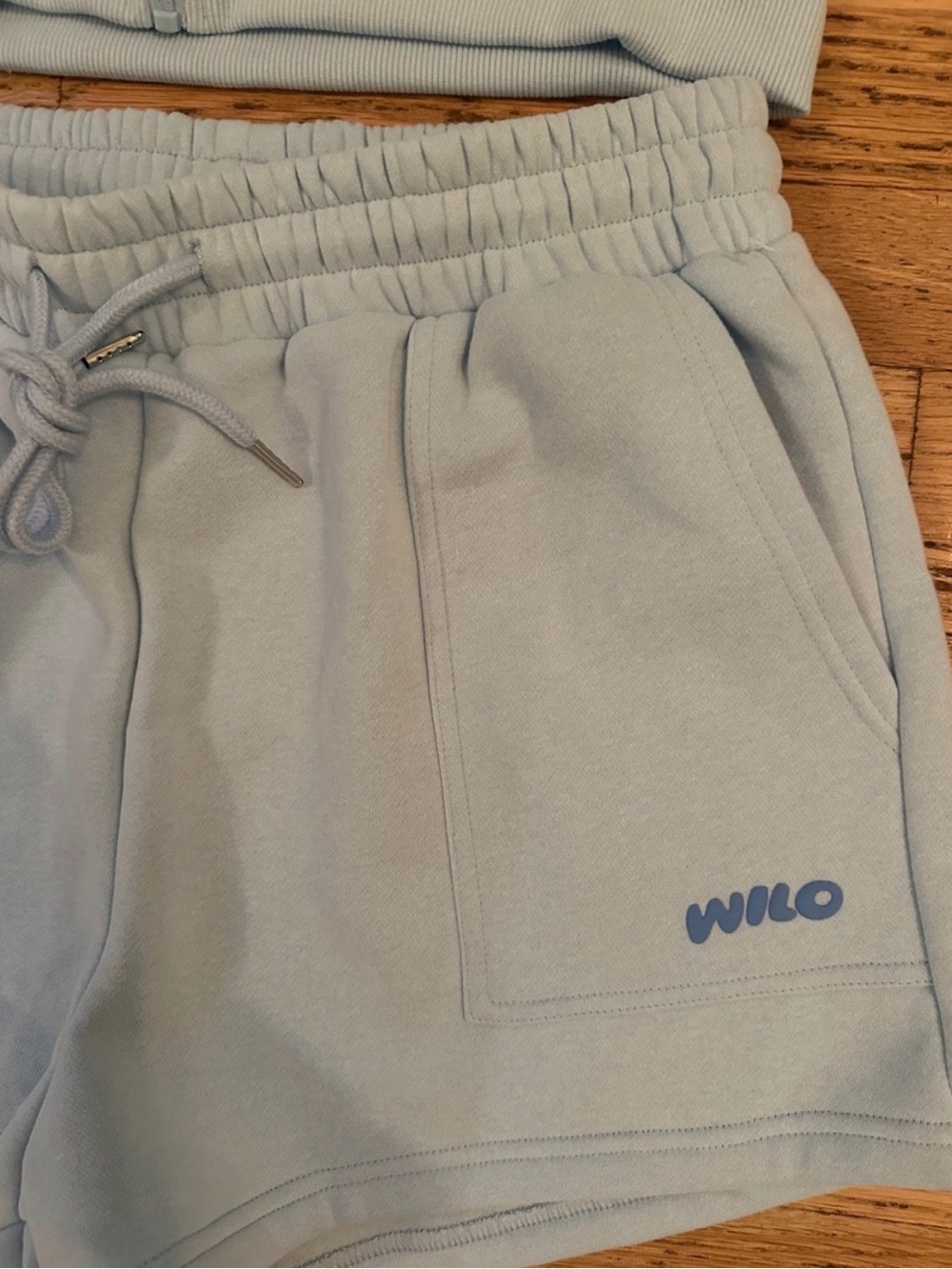 WILO Light Blue Cozy Fleece Zip Hoodie & Drawstring Shorts Set- NWT!Size M - Picture 3 of 9